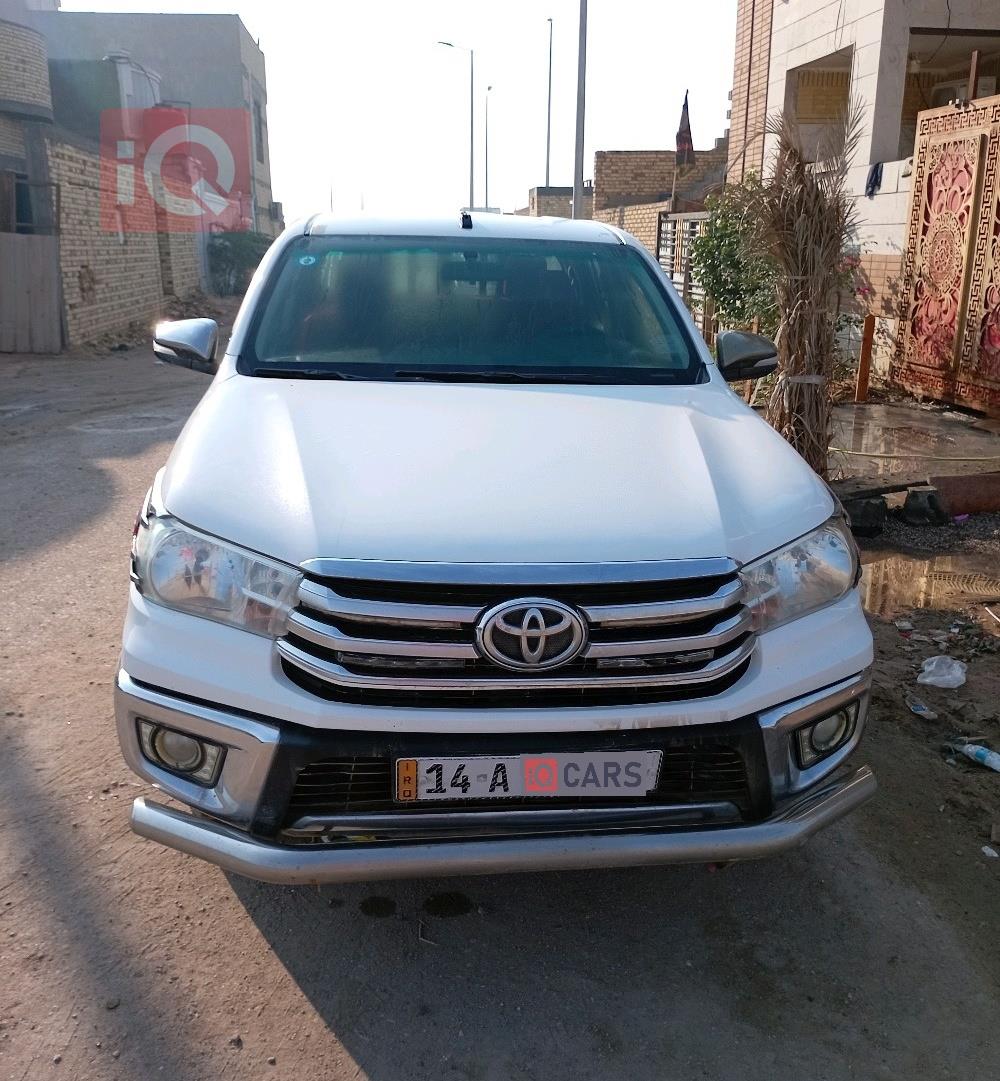 تويوتا هايلوكس